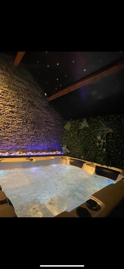 Mennecy Spa&House91 מראה חיצוני תמונה